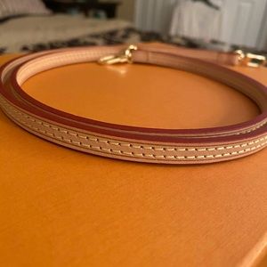 Vachetta leather strap